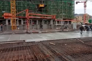混凝土布料機(jī)現(xiàn)場視頻